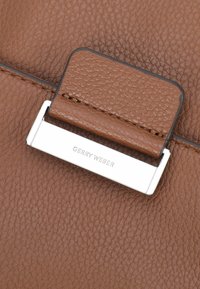 Gerry Weber TALK DIFFERENT - Håndtasker - mocha bisque