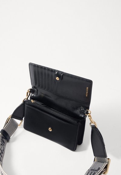 MICHAEL Michael Kors JET SET SM PHONE WBG XBODY - Sac bandoulière - black