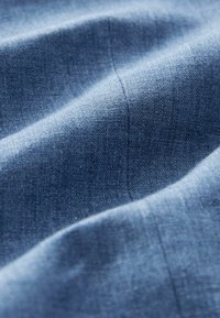 Thumbnail Image 10