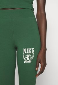 Nike Sportswear Leggings - Byxor - dark green