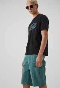 Timberland BROOKLINE CARGO - Šortky - sea pine