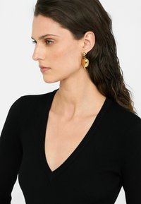LIU JO Vabalt langev kleit - black