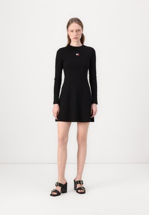 FIT FLARE BADGE DRESS - Jersey dress - black