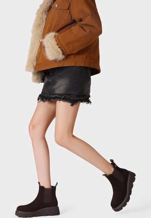 Queen Helena, X35-90 - Botines bajos - marrone