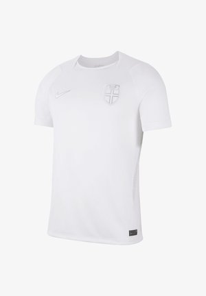 Hvid sportstrøje med korte ærmer med et svagt Norge-flag på brystet og et lille Nike-logo på højre side.