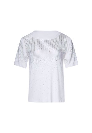 Hvid T-shirt med korte ærmer og rund hals, dekoreret med vertikale og spredte små sølvnitter på forsiden og ærmerne.