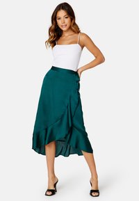Bubbleroom FRILL MIDI WRAP SATIN SKIRT - Áčková sukně - dark green