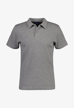 Polo shirt gris à manches courtes en tissu texturé, avec un col et une patte de boutonnage à deux boutons. Logo de la marque discret sur la poitrine.