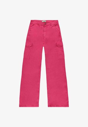 Roze cargobroek met een relaxte pasvorm, voorzien van brede benen, twee zijzakken en een knoopsluiting bij de taille. Katoenen stof.