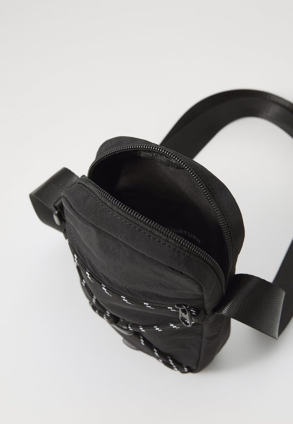 S24968 UNISEX - Cross body bag3