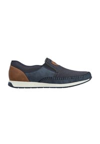 Marine slip-on schoenen met bruine leren accenten en meshpanelen. Bevat een gestikt ontwerp en een witte rubbersole. Gladde textuur.