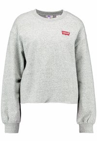 Grauer, kurz geschnittener Pullover aus weichem Stoff, mit langen Ärmeln und einem roten Levi's-Logo-Patch auf der Brust.