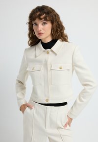 Lichte jas - vanilla