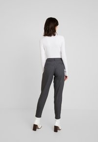 ONLY Pantaloni - mottled dark grey