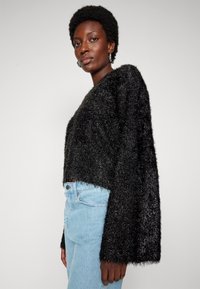 Gestuz MATTIANIGZ CROPPED  - Πουλόβερ - black