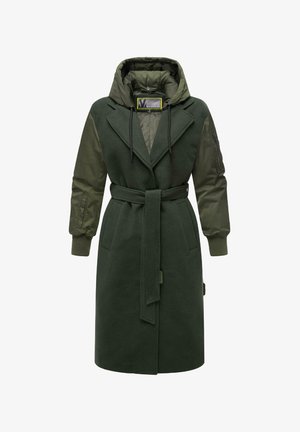 Cappotto verde con vita regolabile, realizzato in due tessuti: lana e nylon, con cappuccio e ampie tasche. Patches distintivi sulle maniche e sul colletto.