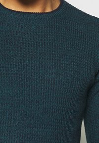 Brave Soul Stickad tröja - dark blue