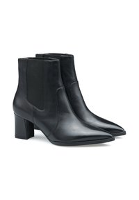 Stivaletti neri in pelle, con punta affusolata, tacco a blocco e pannelli elastici laterali, mostrati su uno sfondo bianco.