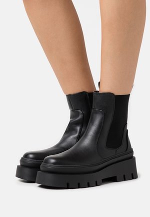 Even&Odd, Bottines à plateau - black