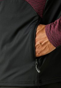 Dare 2B ASSIMILATEVMLYR - Chaqueta de entrenamiento - fig black