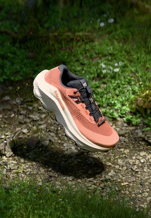 ULTRA GLIDE 3  - Chaussures de running - fusion coral/tender peach/black