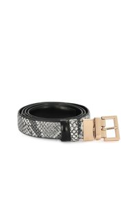 Curea cu o chingă din piele neagră și un model texturat gri cu imprimeu de șarpe, prevăzută cu o cataramă rectangulară din metal auriu.