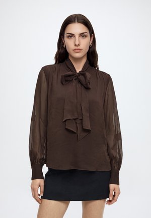 VILA, VIFALIA TIE NECK - Blouse - chocolate torte