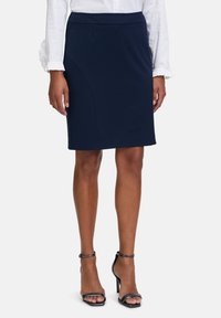 Betty & Co BUSINESS - Jupe crayon - navy blue