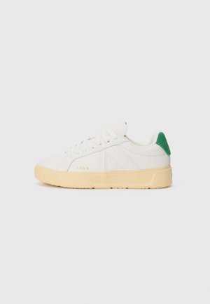 ESSENCE UNISEX - Trainers - white/green vintage