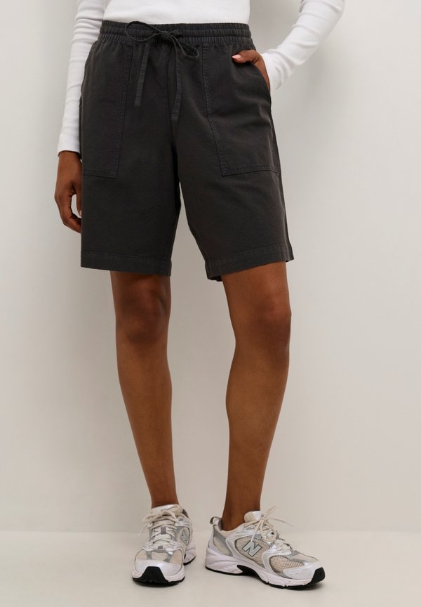 KANAYA LIAH - Shorts