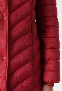 Pepe Jeans Abrigo de invierno - bordeaux