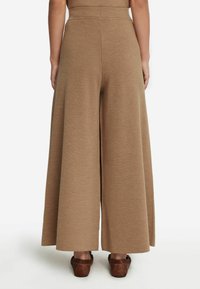 Falconeri Pantalon classique - camel