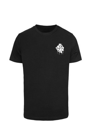 Sort bomulds T-shirt med korte ærmer og rund hals. Har et hvidt grafisk design på venstre brystområde.