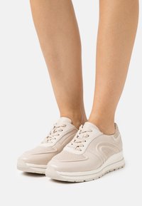 Tamaris LACE UP - Trainers - cream