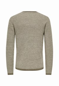 Vue de dos d'un pull en maille marron clair à manches longues avec un motif texturé subtil et un ourlet et des poignets unis.