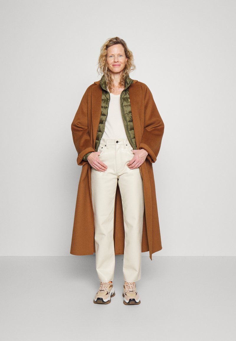 Damen T-Shirts | BOSS ECIRASA Langarmshirt soft cream/offwhite - EU61448 Damen T-Shirts | BOSS ECIRASA Langarmshirt soft cream/offwhite - EU61448