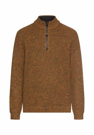 Breipullover in donkeroranje met een gestructureerd patroon, ritskraag en ribgebreide manchetten en zoom. Bevat een klein logo detail op de mouw.