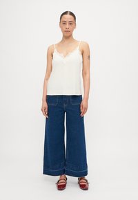 GAP Petite STRIDE ANKLE GIBBONS - Wide leg - dark indigo