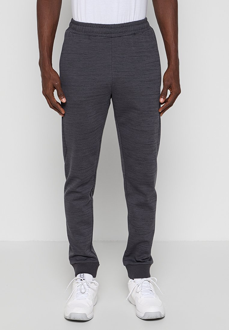SLIM FIT