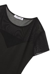 Top nero con un corpo in tessuto liscio e un colletto in rete trasparente. Maniche corte con scollatura rotonda e un motivo testurizzato sottile.