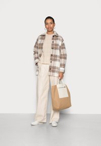 Samsøe Samsøe ROSALIE OVERSHIRT  - Casaco curto - whisper white