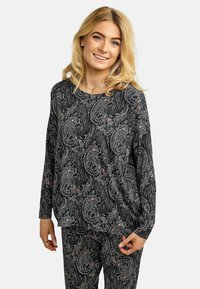 Valimata, night sky paisley