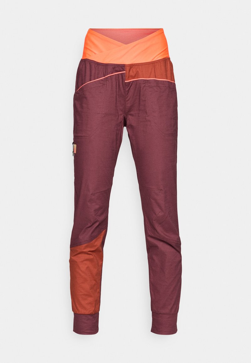 Bordeauxfarbene Hosen mit einem orangefarbenen, überkreuzten Bund und braunen Akzenten. Verfügt über kontrastierende Einsätze, Taschen und ein tailliertes Hosenbeindesign.