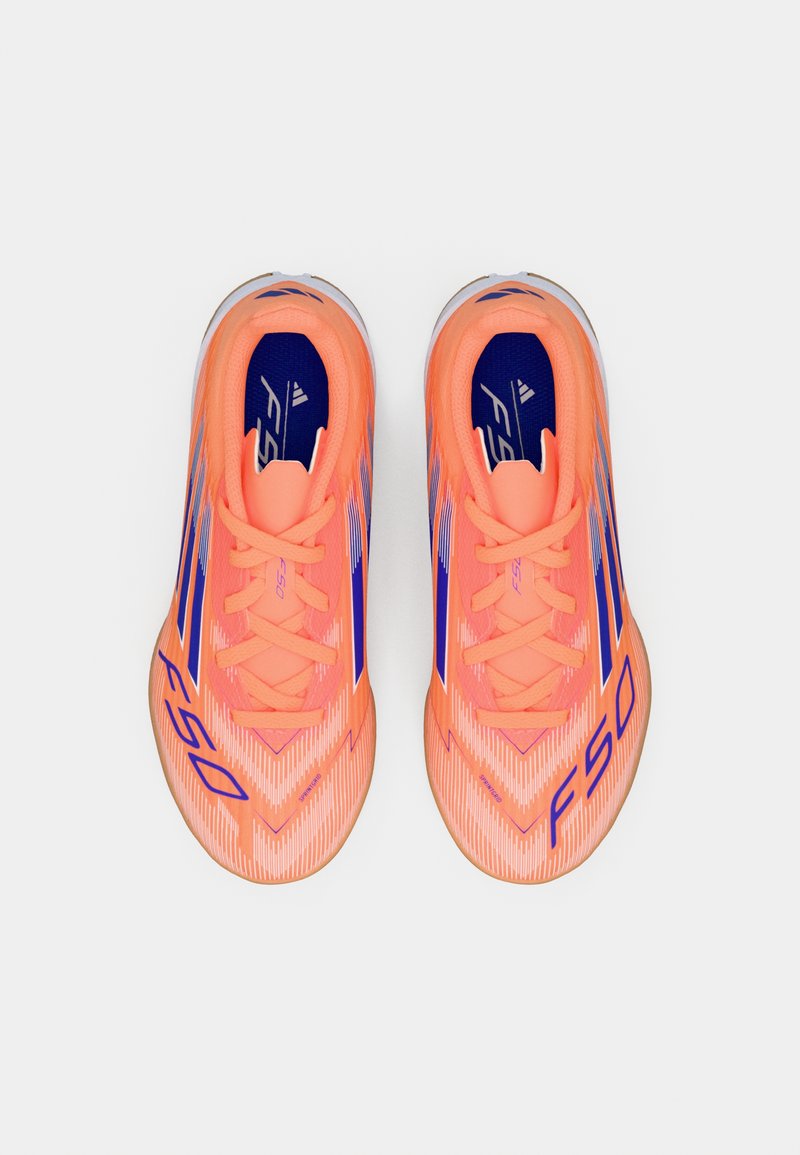 adidas Performance F50 LEAGUE INDOOR KIDS UNISEX - Indoor football boots -  beam orange/lucid blue/footwear white/orange - Zalando.co.uk