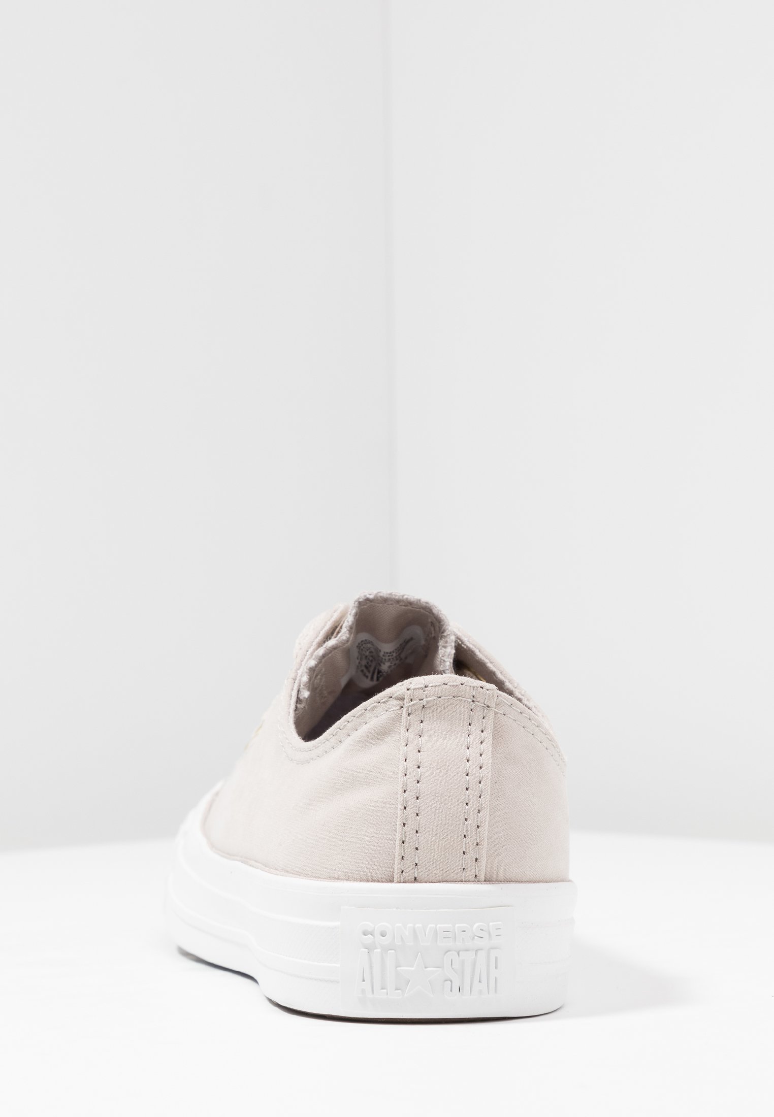 moon particle converse