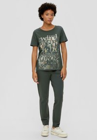 s.Oliver T-Shirt print - olivgrün