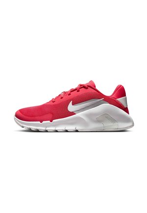 Rød atletiksko med hvid sål og hvid Nike swoosh-logo, designet til fleksibilitet og komfort, set fra siden på en hvid baggrund.