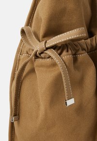 Becksöndergaard LAUREL khaki