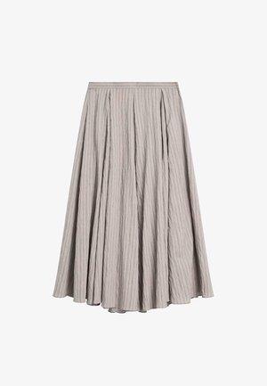 Jupe midi gris clair en tissu texturé avec des plis verticaux, dotée d'une taille ajustée et d'une forme évasée.