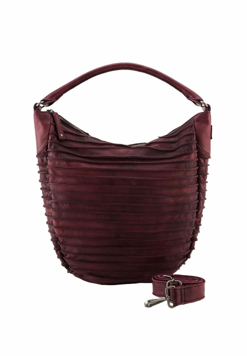 Sac à main en cuir bordeaux avec texture plissée, fermeture éclair, anse courbée et bandoulière amovible. Fini lisse avec un design élégant.